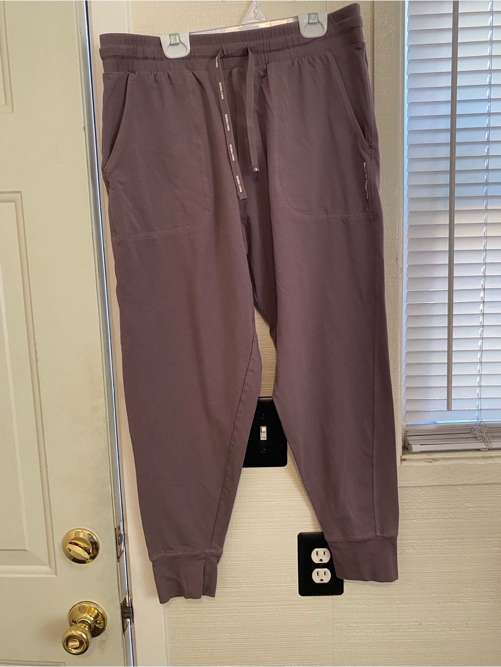 Women's Drawstring Jogger Pants in Mauve purple gray - Casual Track Joggers med
